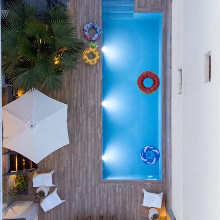 Thalias Quarters - Kalamata Mediterranean Villas Bagian luar foto