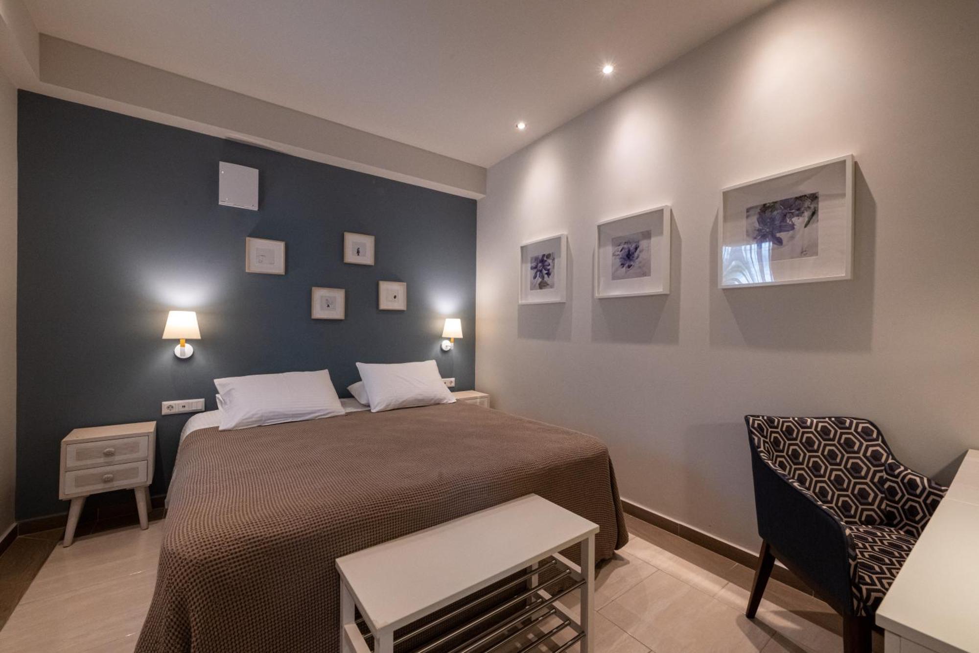 Thalias Quarters - Kalamata Mediterranean Villas Bagian luar foto