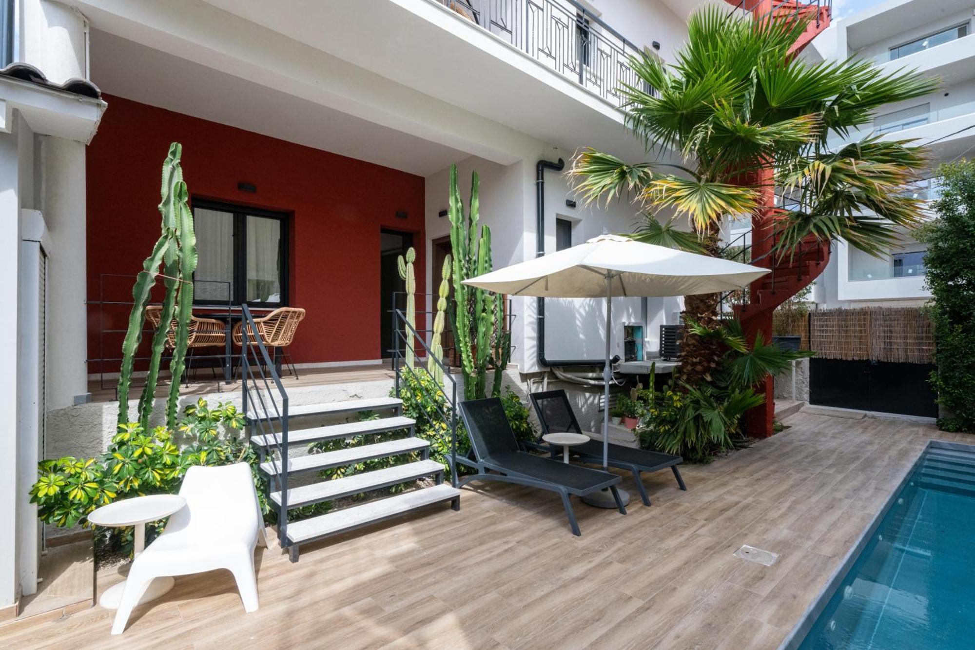 Thalias Quarters - Kalamata Mediterranean Villas Bagian luar foto